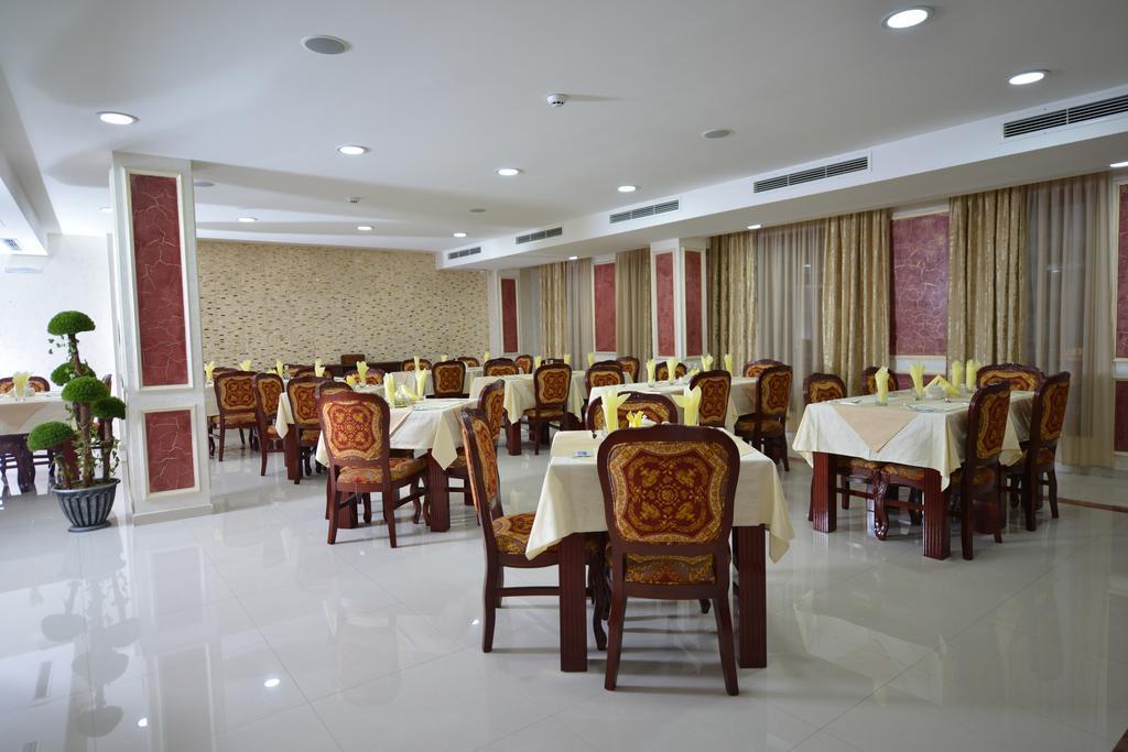 Hotel Gold سكوبجي المظهر الخارجي الصورة