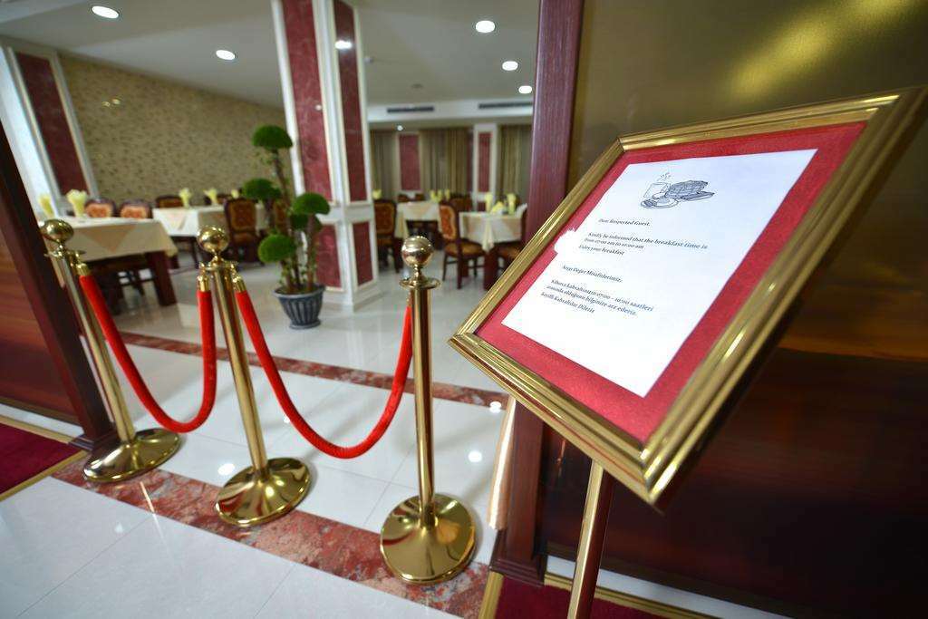 Hotel Gold سكوبجي المظهر الخارجي الصورة