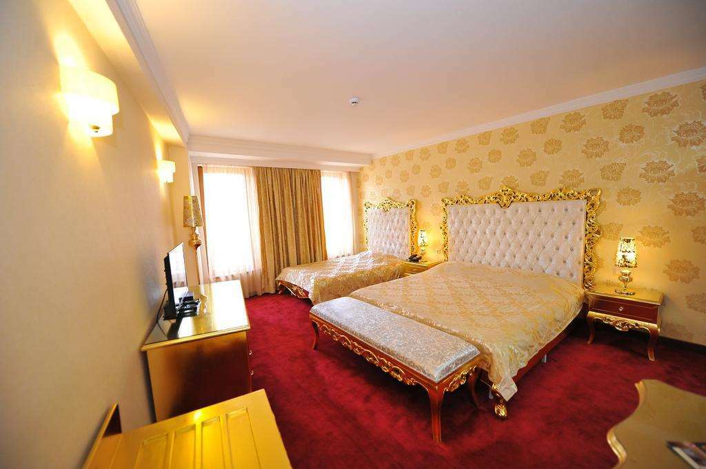 Hotel Gold سكوبجي الغرفة الصورة