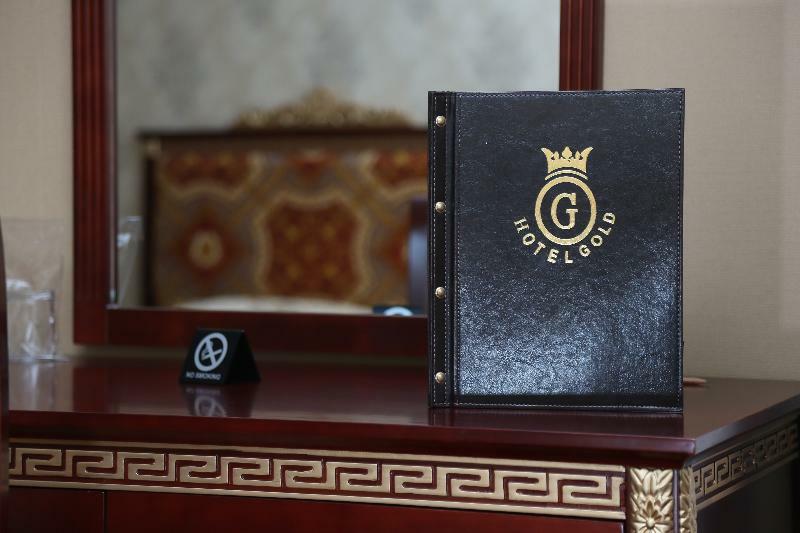 Hotel Gold سكوبجي المظهر الخارجي الصورة