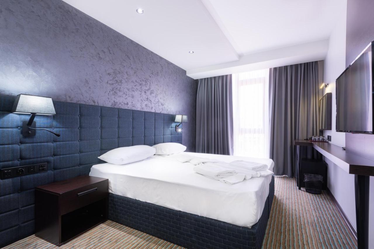 Hotel Gold سكوبجي المظهر الخارجي الصورة